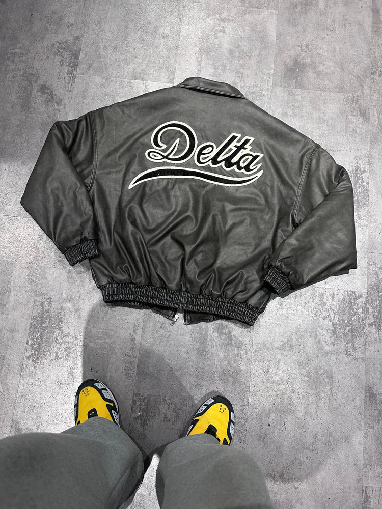 Veste Delta Iconic – Bold Edition Veste Delta Iconic – Bold Edition